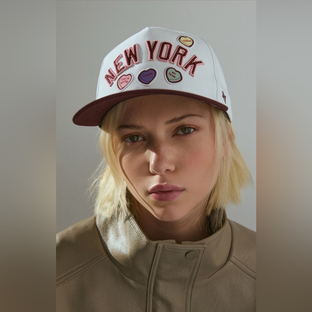 New York Yankees Candy Hearts Hitch Baseball Hat